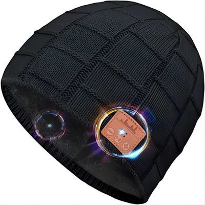 Appréciez la musique gardent Bluetooth chaud Beanie Hat For Driving Climbing Skinng