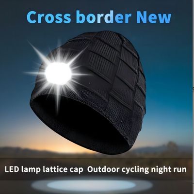 Patinage augmentant le chien de camping marchant le playback de musique de lampe-torche de chapeau de Bluetooth LED