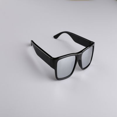 Caméra cachée portable de lunettes de soleil visuelles, deux jambes 150mins de batterie   temps d'enregistrement pour la collection sur place de preuves