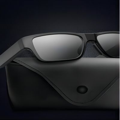 Caméra cachée portable de lunettes de soleil visuelles, deux jambes 150mins de batterie   temps d'enregistrement pour la collection sur place de preuves