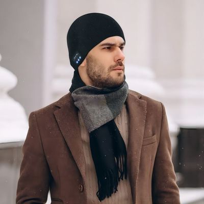 Chapeau sans fil de Beaine d'orateur de Viview, stockant des cadeaux de Stuffers pour la famille, pour skier, courant