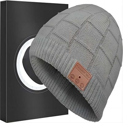 Bluetooth sans fil Beanie Hat Rechargable 250mah avec des callings de téléphone de temps de la musique 16hours