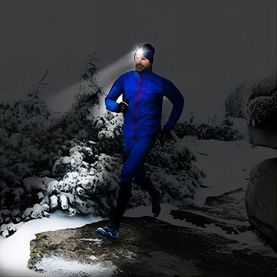 Chapeau d'écouteurs de Bluetooth de cadeaux de Noël d'années de l'adolescence de femmes d'hommes avec Headtorch
