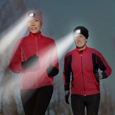 Réponses de téléphone de musique de chapeau d'écouteurs de Bluetooth de lampe-torche pour le fonctionnement de nuit